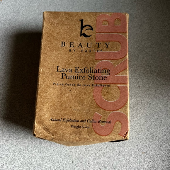 Lava Exfoliating Pumice Stone - Picture 5 of 5